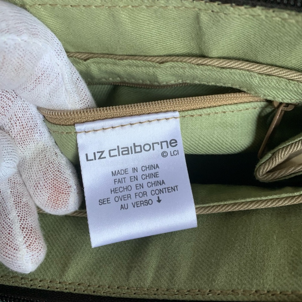 LIZ Claiborne’s mini handbag. - Picture 8 of 9